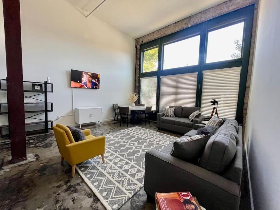דירות Luxury Industrial-Style Loft In Downtown ממפיס מראה חיצוני תמונה